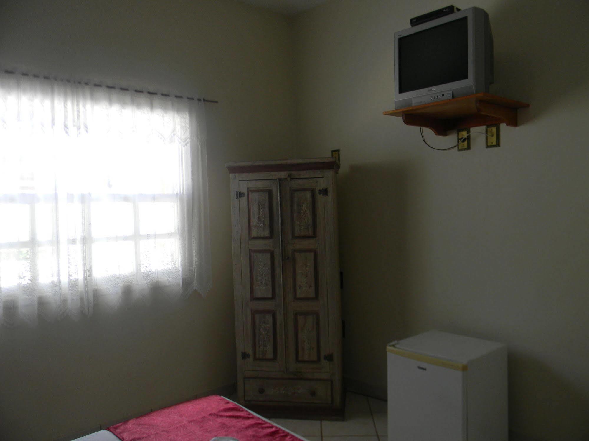 Inn Larissa Possuimos Gerador 2*