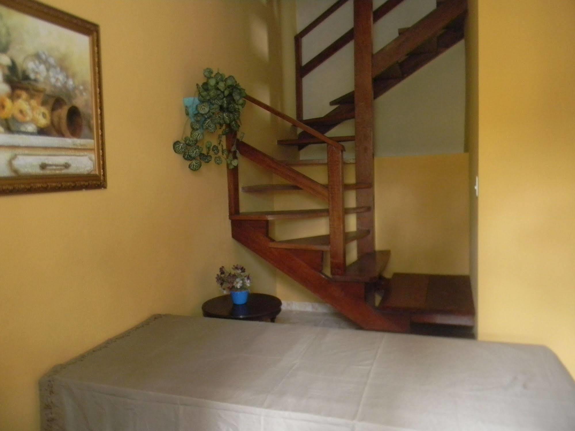 Larissa Possuimos Gerador Inn Paraty