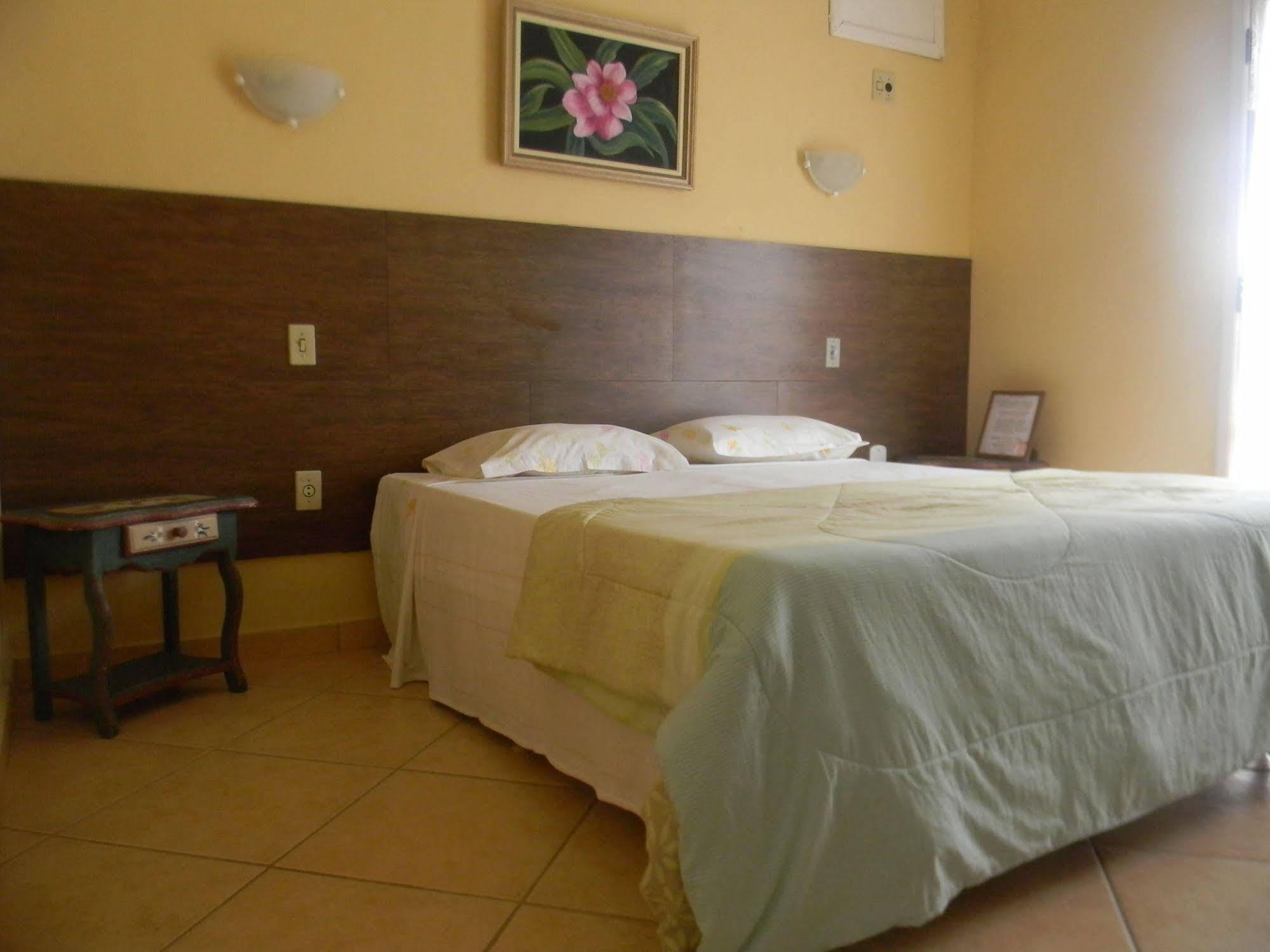 Larissa Possuimos Gerador Inn Paraty